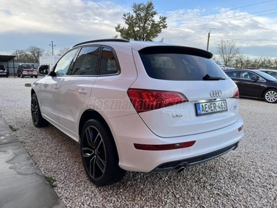 AUDI Q5 3.0 TDI DPF quattro S-tronic S-LINE - Magyarországi - Vezetett szervizkönyv!