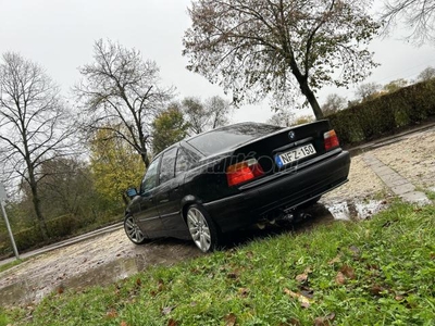 BMW 318i