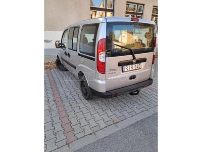 FIAT DOBLO Dobló Panorama 1.3 JTD Family (7 személyes )