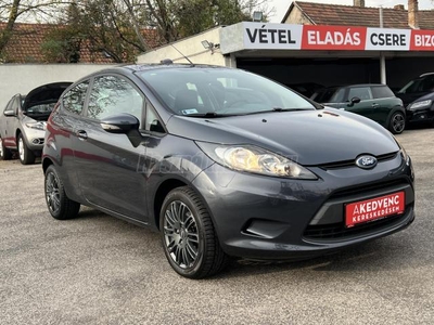 FORD FIESTA 1.25 Trend Klíma Radar 2gyári kulcs Szervizelt 99e km