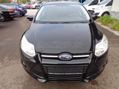 FORD FOCUS 1.6 Ti-VCT Trend Plus 116ekm! VEZETETT SZERVÍZKÖNYV! ÜLÉSFŰTÉS!TÖBB BARAB!