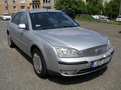 FORD MONDEO 2.0 Ghia törésmentes és költségmentes magyarországi autó