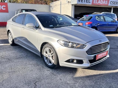 FORD MONDEO 2.0 TDCi Business Powershift Magyar Sávtartó Táblafelismerő Ülésfűtés Tempomat Bluetooth