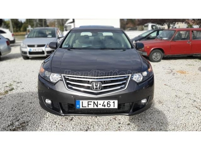 HONDA ACCORD 2.0 Elegance M.O.-i ELSŐ FORG.HELYEZÉS!