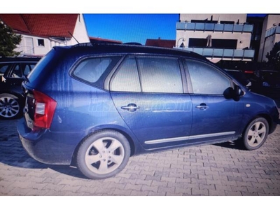 KIA CARENS 2.0 CRDi LX