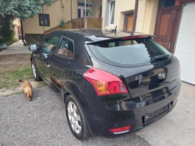 KIA PRO CEE'D 1.4 LX EURO5 Nagyon jó Szerkezeti llapotba.! Szép belsővel.!