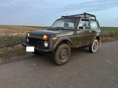 LADA NIVA 2121