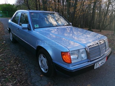 MERCEDES-BENZ 230 E