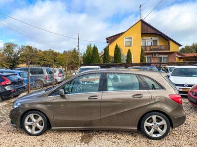 MERCEDES-BENZ B 180 BlueEFFICIENCY 116 717 KM / FRISSEN SZERVIZELVE / ÚJSZERŰ ÁLLAPOT / TÉLI-NYÁRI GARNITÚRA