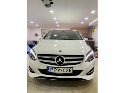 MERCEDES-BENZ B 180 d Style