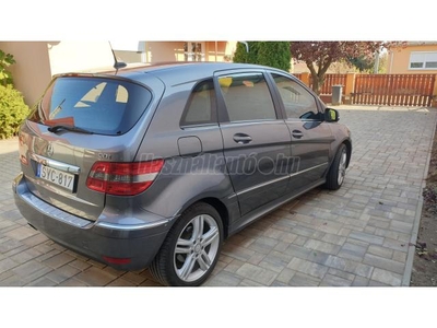 MERCEDES-BENZ B 200 CDI