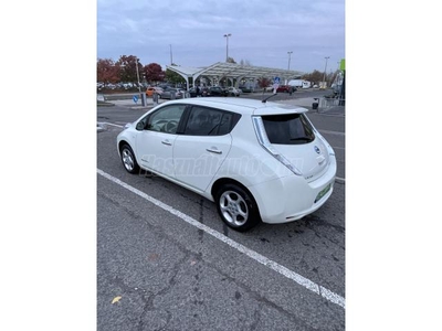 NISSAN LEAF (Automata)