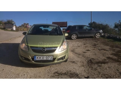 OPEL CORSA D 1.2 Essentia Corsa Enjoy S-D