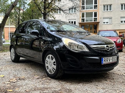 OPEL CORSA D 1.2 Essentia Klíma - Új téligumikkal - Végig szervizelt!