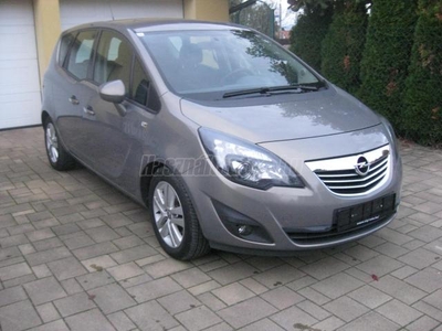 OPEL MERIVA B 1.4 T Active (Automata)