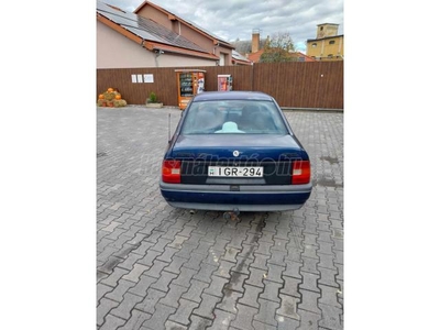 OPEL VECTRA A 2.0 GL