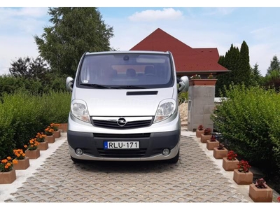 OPEL VIVARO 2.5 CDTI DC L2H1 2.9t MTA