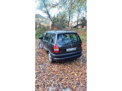 OPEL ZAFIRA 1.6 16V Comfort