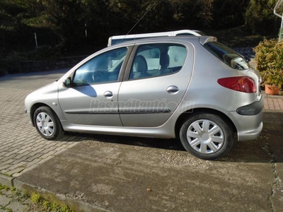 PEUGEOT 206 1.4 HDi Premium