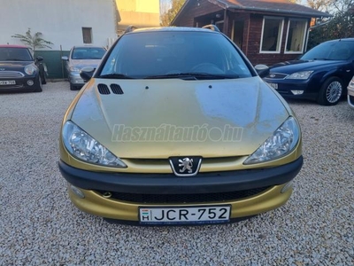 PEUGEOT 206 1.4 Trendy Plus