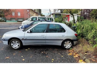 PEUGEOT 306 1.6 XT