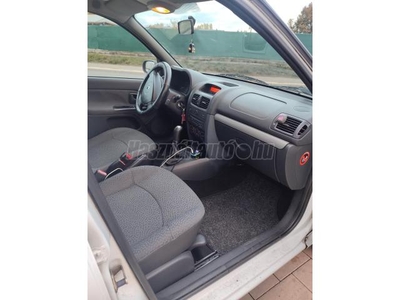 RENAULT CLIO 1.5 dCi Cinetic Campus