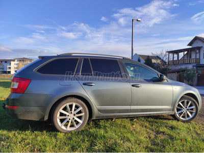 SKODA OCTAVIA 1.6 CR TDI Joy DSG