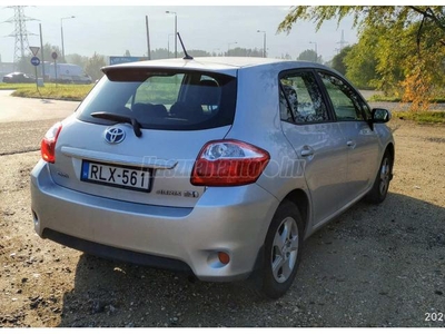 TOYOTA AURIS 1.8 HSD Sol (Automata)