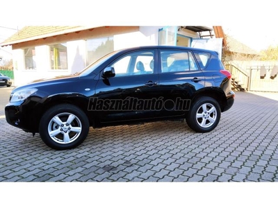 TOYOTA RAV 4 Rav4 2.0 4x4 Sol Plus (Automata) CSAK 45E.KM!! VEZETETT SZERVÍZKÖNYV!