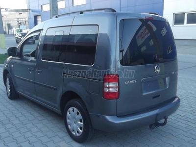 VOLKSWAGEN CADDY 1.6 CR TDI Life Highline BlueMotion 102LE-KLÍMA VONOHÓROG ŰLÉSFŰTÉS-KITŰNŐ MAGYAR MŰSZAKIS