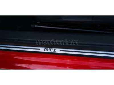 VOLKSWAGEN GOLF V 2.0 TFSI GTI DSG