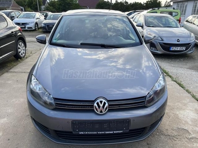 VOLKSWAGEN GOLF VI 2.0 TDi Comfortline SZERVIZKÖNYVES