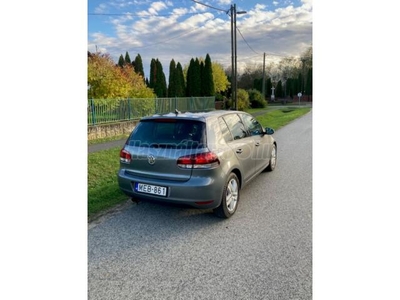 VOLKSWAGEN GOLF VI 2.0 TDI Highline DSG