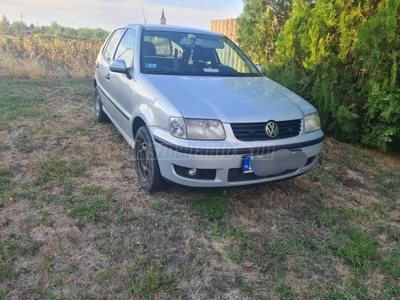 VOLKSWAGEN POLO 1.4 60 Highline