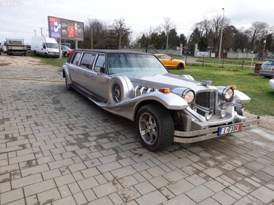 Lincoln Town CAR Excalibur