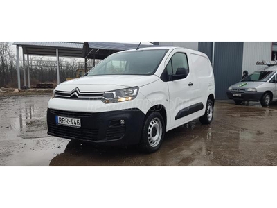 CITROEN BERLINGO 1.6 BlueHDi 100 Club M 1000 (3 személyes ) Akár 5.5% Fix forint alapú finanszírozással