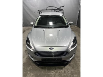 FORD FOCUS 1.5 TDCI Titanium S //ÜLÉS+KORMÁNY FŰTÉS//AUT.BEPARKOLÁS//NAVIGÁCIÓ//KEYLESS GO//RENDKÍVÜL SZÉP//