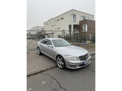 MERCEDES-BENZ S 350 (Automata)