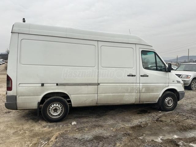 MERCEDES-BENZ SPRINTER 213 CDI 902.661