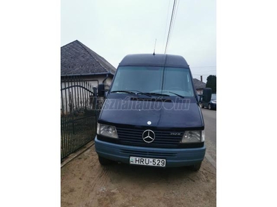 MERCEDES-BENZ SPRINTER 312 D 903.411