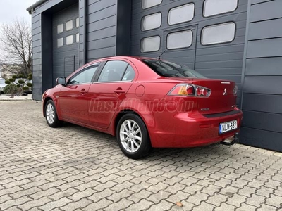 MITSUBISHI LANCER 1.6 Invite EU6 SZERVIZKÖNYV / 1.TULAJ / MAGYARORSZÁG-I / KLÍMA / VONÓHOROG