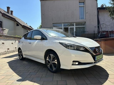 NISSAN LEAF Acenta 40kWh (Automata) !!KÖRBE KAMERA 4X ŰLÉSFŰTÉS TÉLI GUMI.46.000 KM