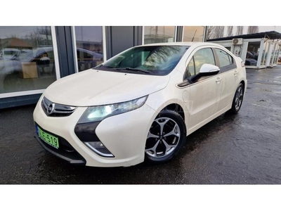 OPEL AMPERA E-Pioneer (Automata) Vezetett szervizkönyves!