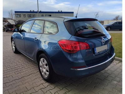 OPEL ASTRA J 1.6 Business