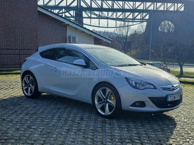 OPEL ASTRA J GTC 2.0 CDTI Start-Stop Sport