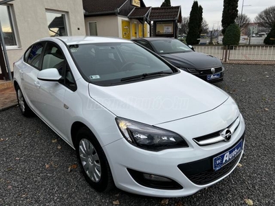 OPEL ASTRA J Sedan 1.6 CDTI Start-Stop Enjoy MO-i.első tulajtól!Bruttó ár!