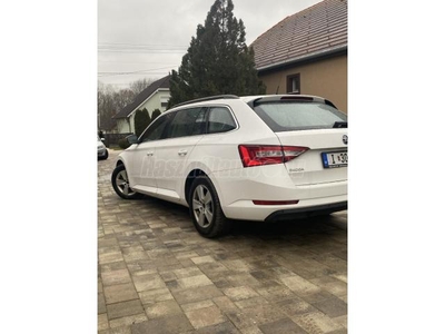 SKODA SUPERB 2.0 TDi Style DSG