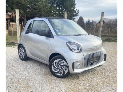 SMART FORTWO Electric Drive (Automata) ÜLÉSFŰTÉS. AUTOMATA.SPORT ÜLÉS.KLÍMA. TEMPOMAT. BLUETOOTH. TÉLI-NYÁRI GUMI FELNI