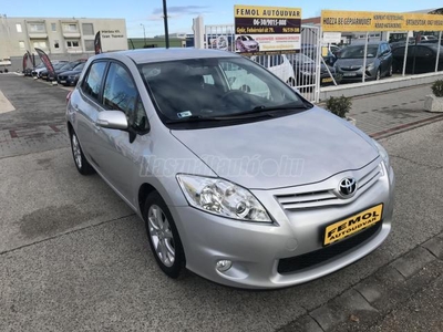 TOYOTA AURIS 1.33 Style Megkímélt! Végig Sz.könyv! Moi.!