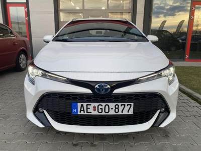 TOYOTA COROLLA Touring Sports 1.8 Hybrid Comfort Tech e-CVT